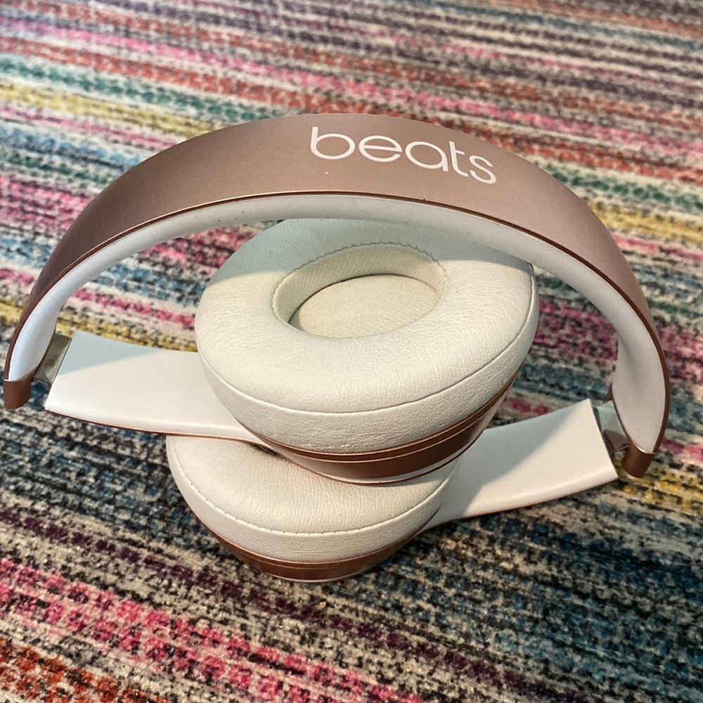 Rose Gold Beats by Dre